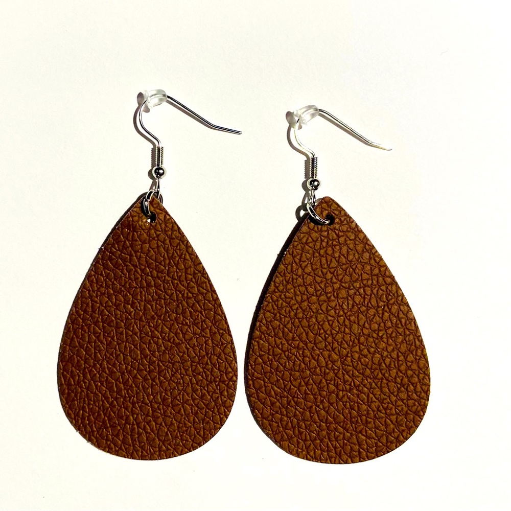 3 for $12 🎉 Faux Leather Teardrop Dangle Earrings